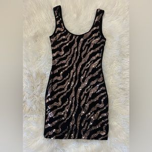 Women’s dress